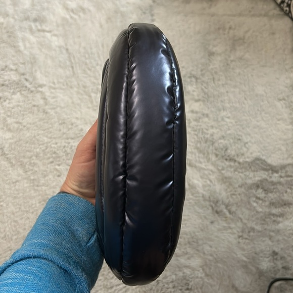 Think Royln - Picture 3 of 10